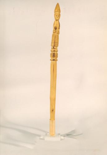 figure femminili (conocchia, conocchie, strumenti da lavoro) di Tassone Michele - artigianato contadino (sec. XX seconda metà, da 1960 a 1980)
