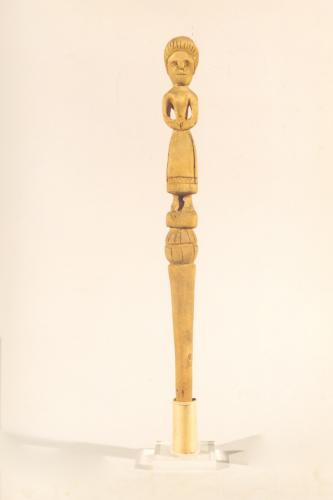 figure femminili (conocchia, conocchie, strumenti da lavoro) - artigianato pastorale (sec. XX, da 1900 a 1999)