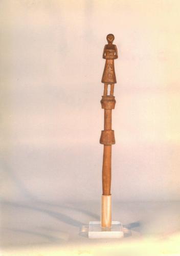 figure femminili (conocchia, conocchi, strumenti di lavoro) - artigianato pastorale (sec. XX prima metà, da 1900 a 1949)