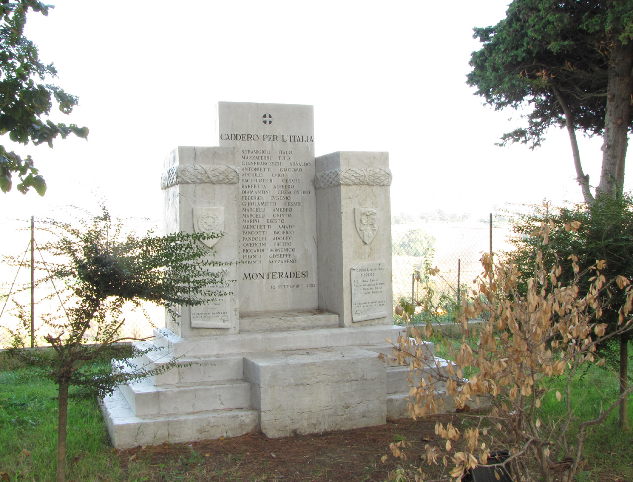 monumento ai caduti - ad ara (primo quarto XX)