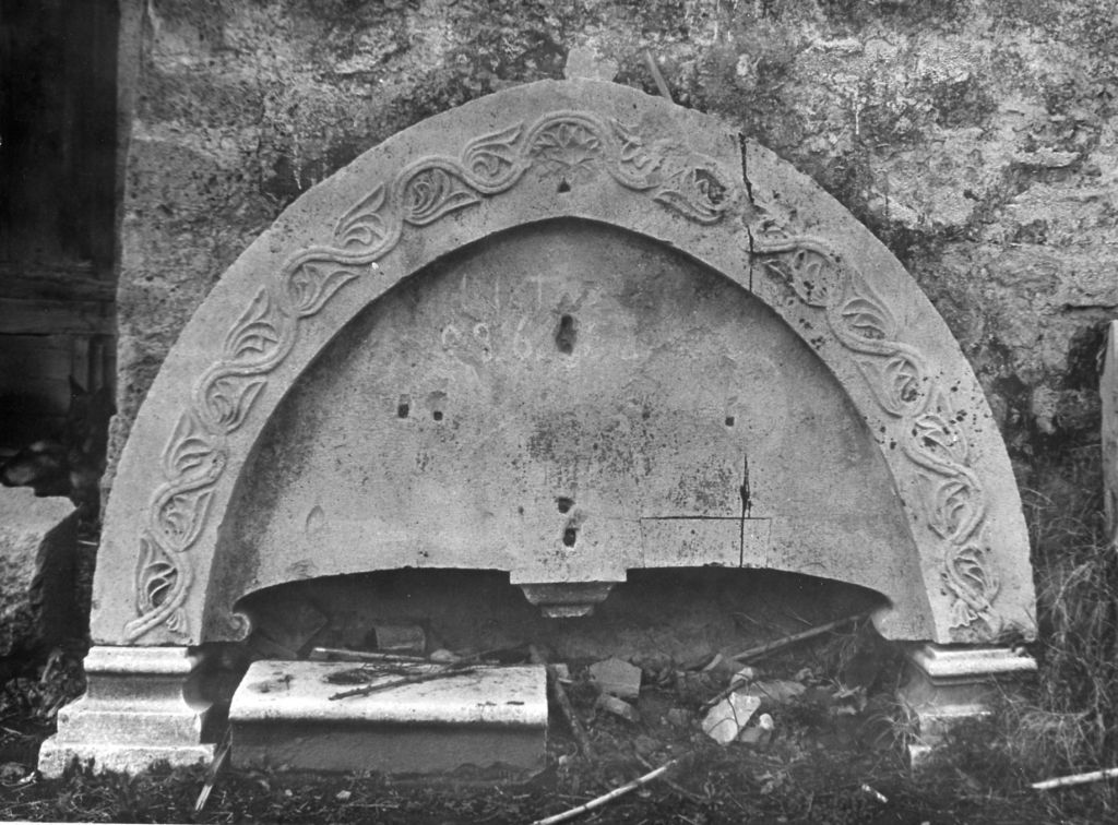 lunetta - ambito Italia meridionale (prima metà sec. XIV)