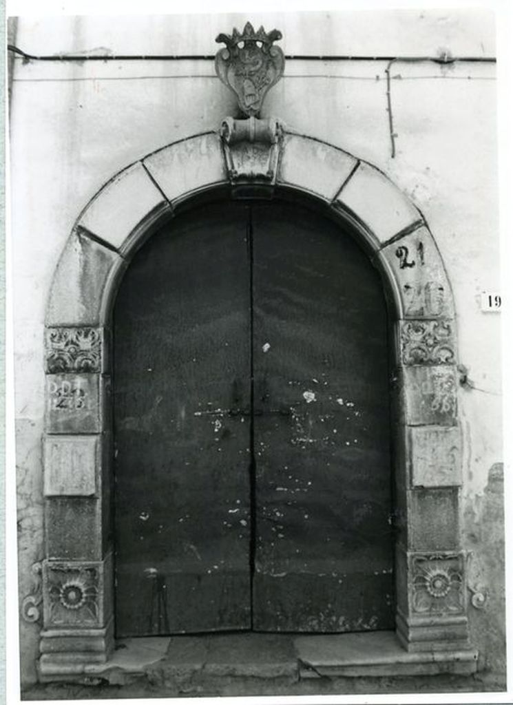 portale - bottega lucana (terzo quarto sec. XVIII)