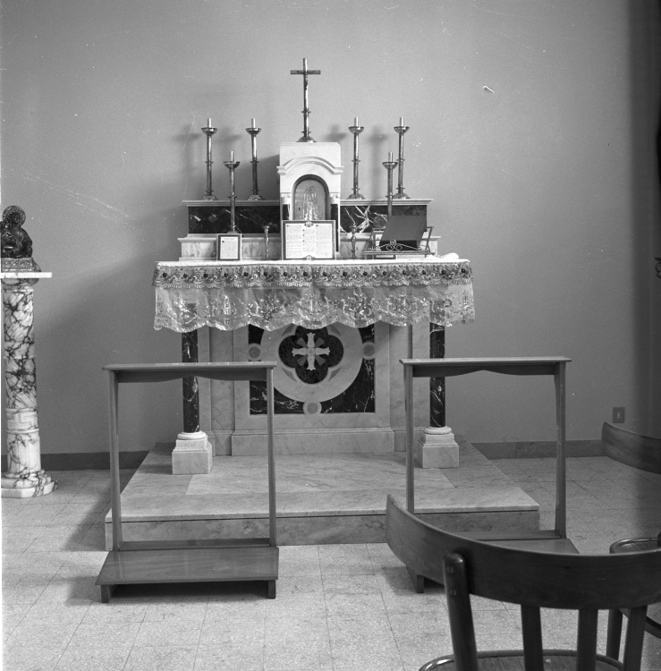 Clinica privata - Cappella (negativo) di Rossi, Antonio (studio) (seconda metà XX)