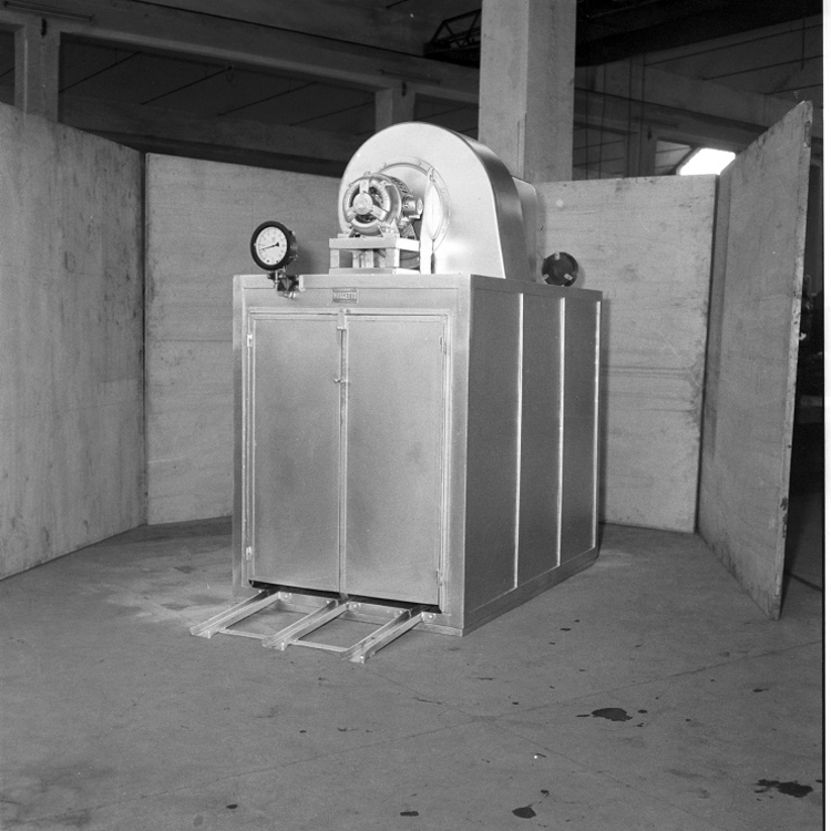 Macchine industriali - Buscetto (negativo) di Rossi, Antonio (studio) (seconda metà XX)