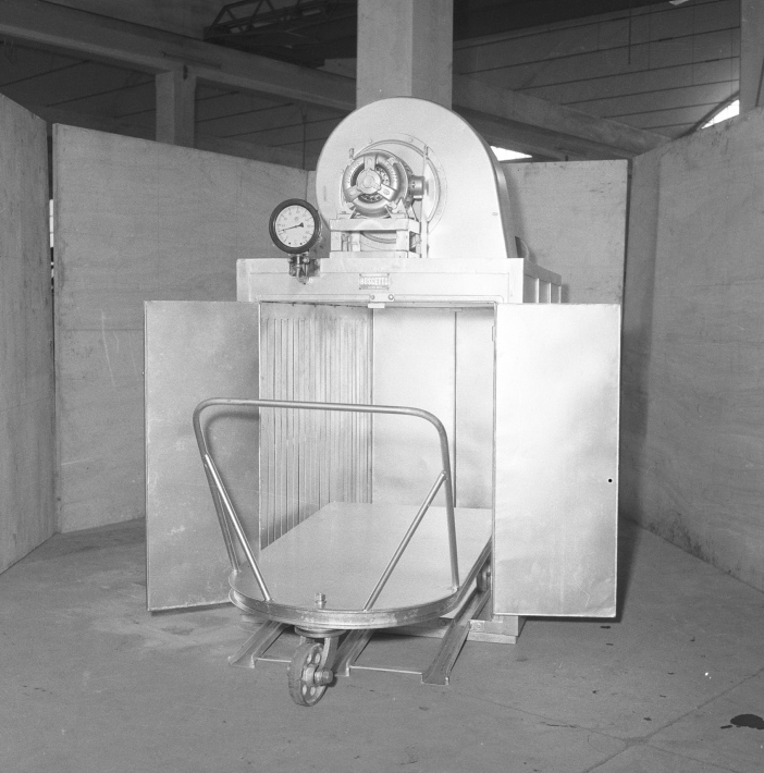 Macchine industriali - Buscetto (negativo) di Rossi, Antonio (studio) (seconda metà XX)