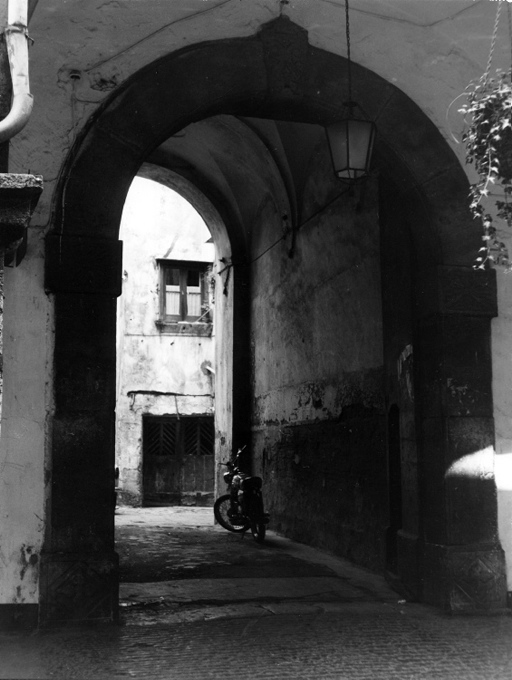 portali (positivo) di Francesco "Cicciotto" Caso (seconda metà XX)