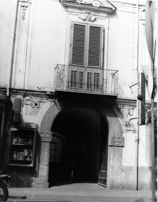 portali (positivo) di Francesco "Cicciotto" Caso (seconda metà XX)