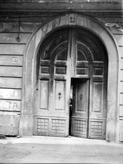 portali (positivo) di Francesco "Cicciotto" Caso (seconda metà XX)