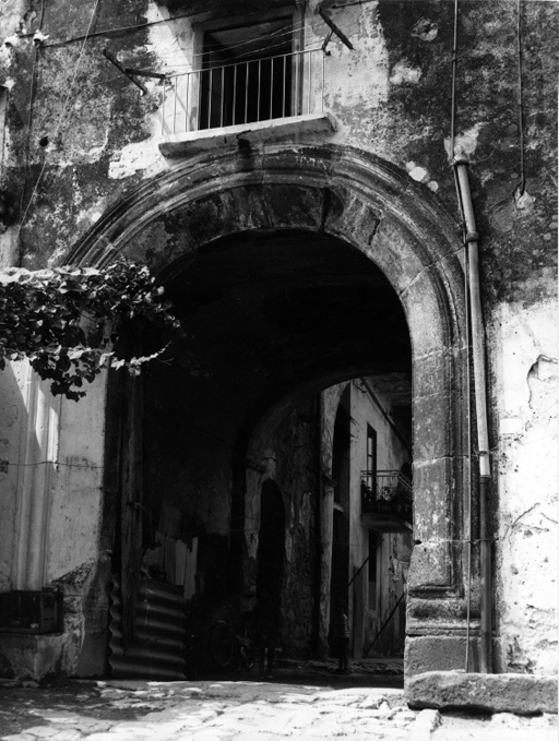 portali (positivo) di Francesco "Cicciotto" Caso (seconda metà XX)