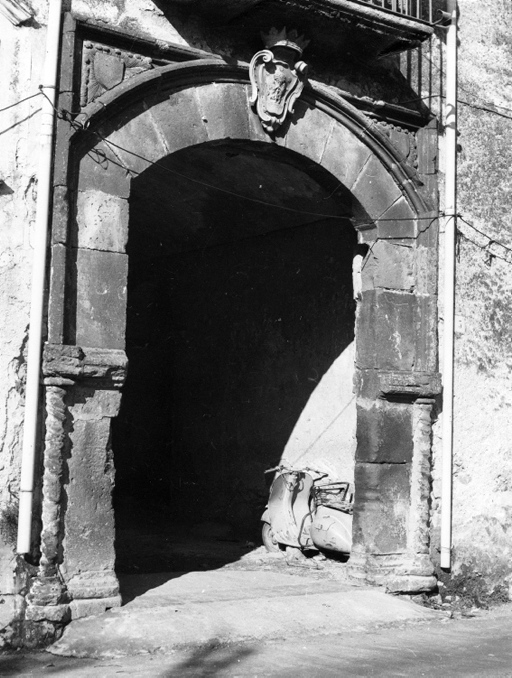 portali (positivo) di Francesco "Cicciotto" Caso (seconda metà XX)