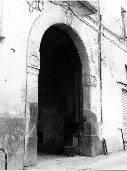 portali (positivo) di Francesco "Cicciotto" Caso (seconda metà XX)