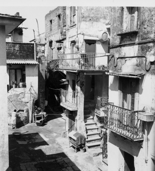 cortili (positivo) di Francesco "Cicciotto" Caso (seconda metà XX)