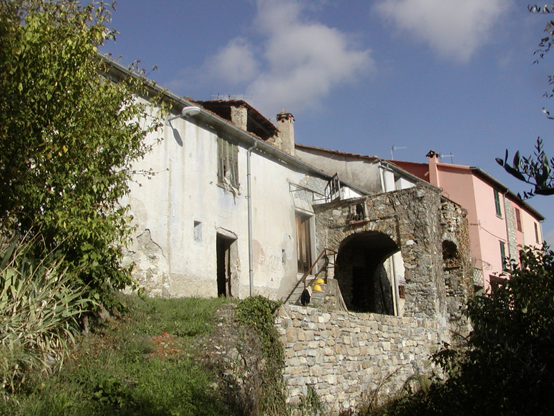 Ex Casa Canonica in loc. Costa (canonica, parrocchiale) - Stellanello (SV) 