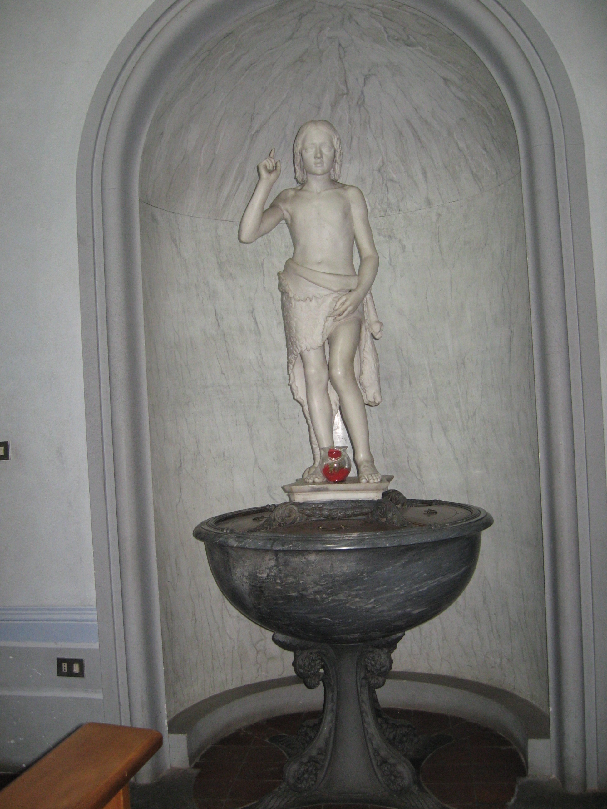 fonte battesimale - a vasca di Reishammer Carlo (attribuito), Nencini Lorenzo (attribuito) (sec. XIX)