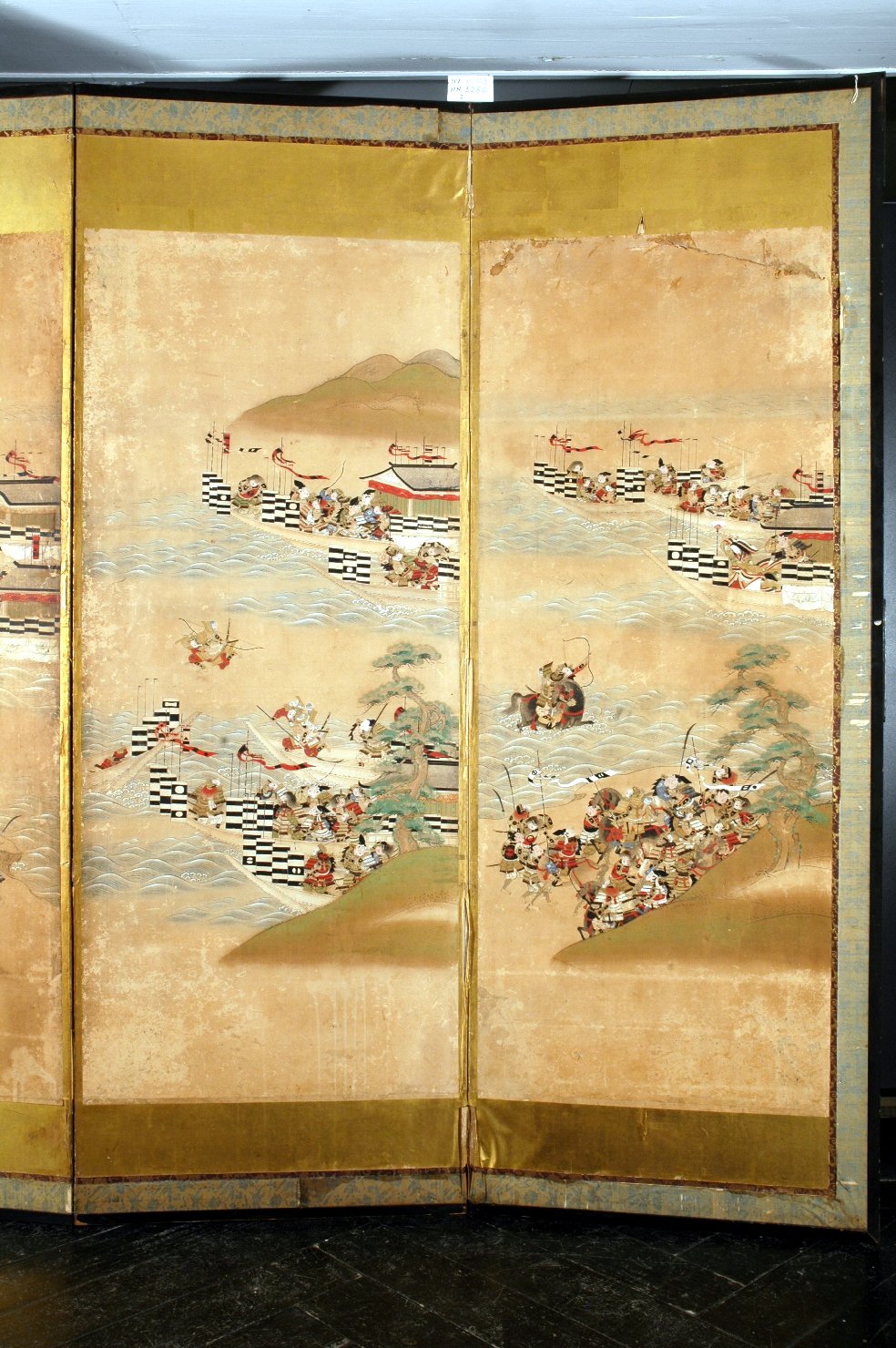 scena di battaglia (paravento, opera isolata) - ambito giapponese (sec. XVIII)