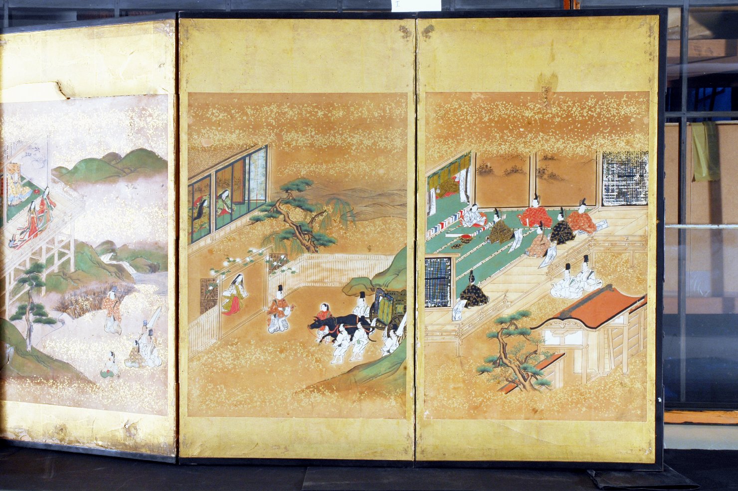 scena di vita cortese (paravento, opera isolata) - ambito giapponese (sec. XVIII)