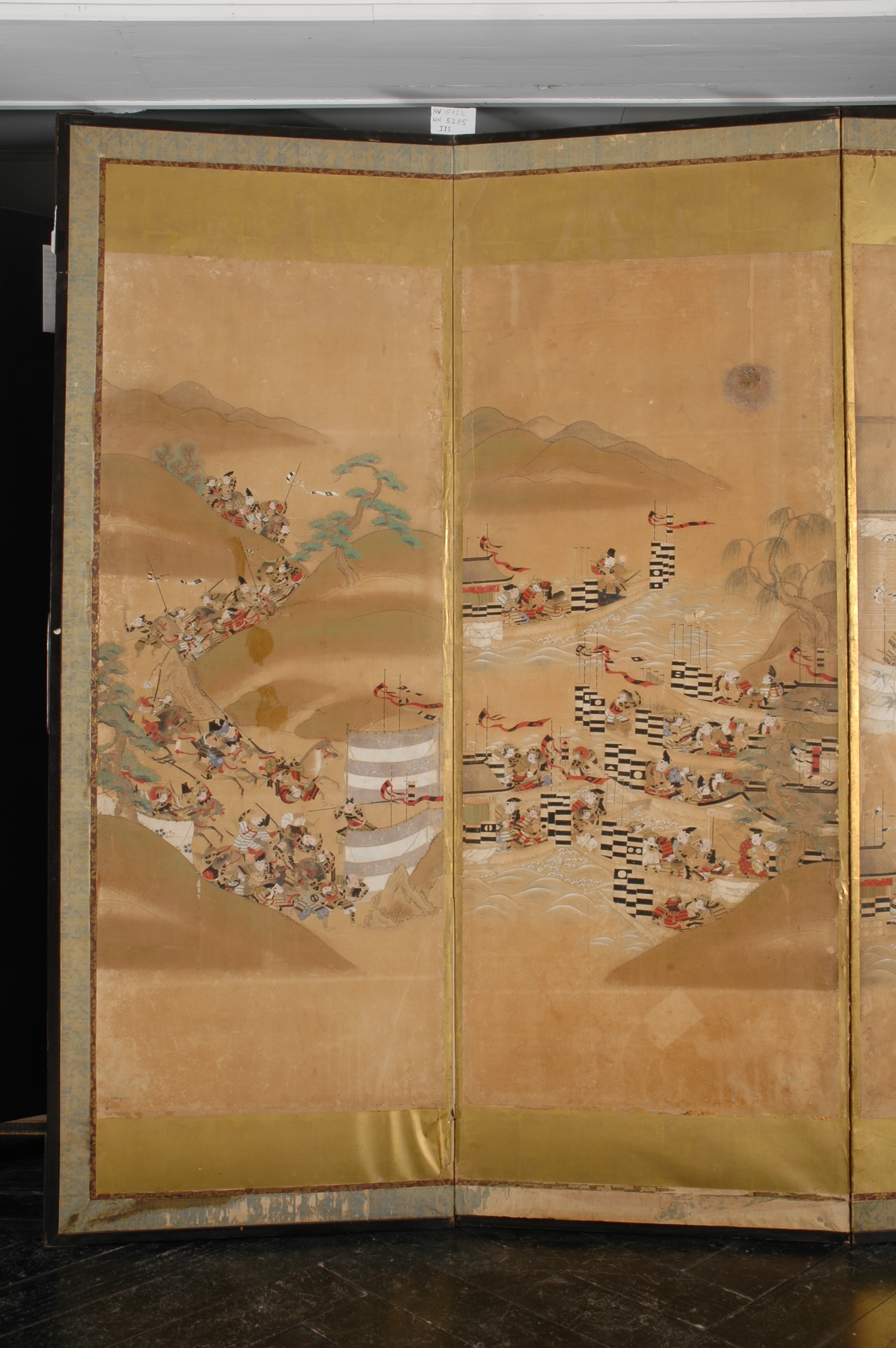 scena di battaglia (paravento, opera isolata) - ambito giapponese (sec. XVIII)
