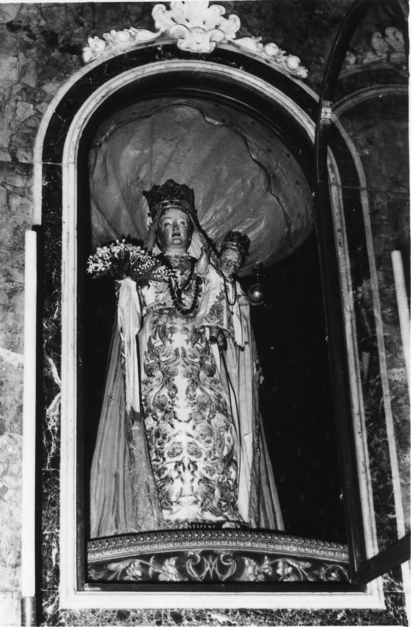 Madonna con Bambino (statua) - bottega veneziana (inizio sec. XVII)
