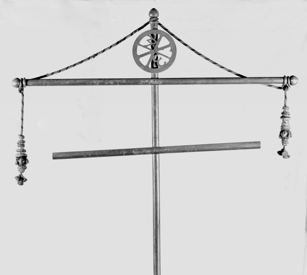 croce processionale, serie - manifattura modenese (fine/ inizio secc. XIX/ XX)
