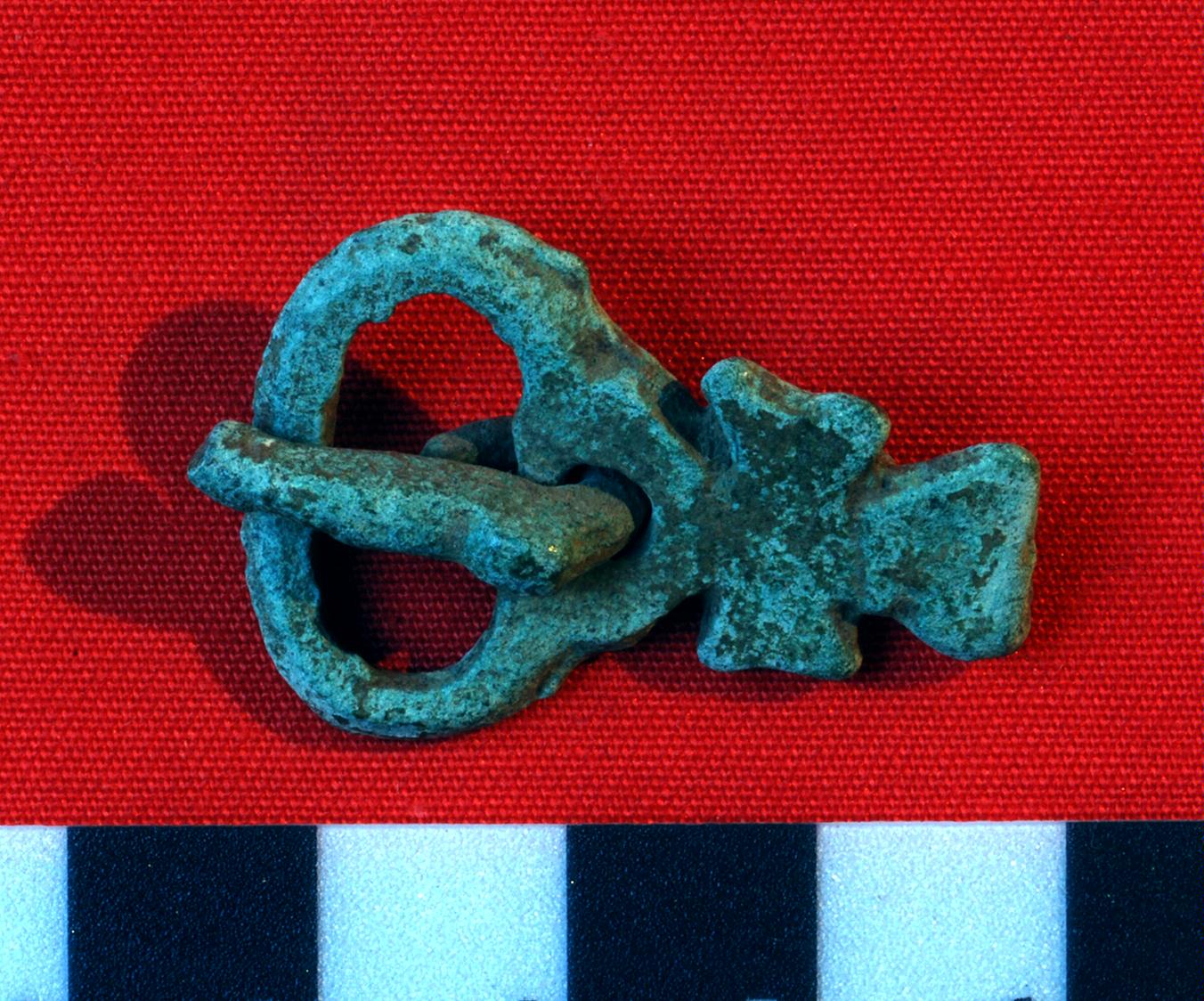 fibbia, cruciforme (Alto Medioevo)