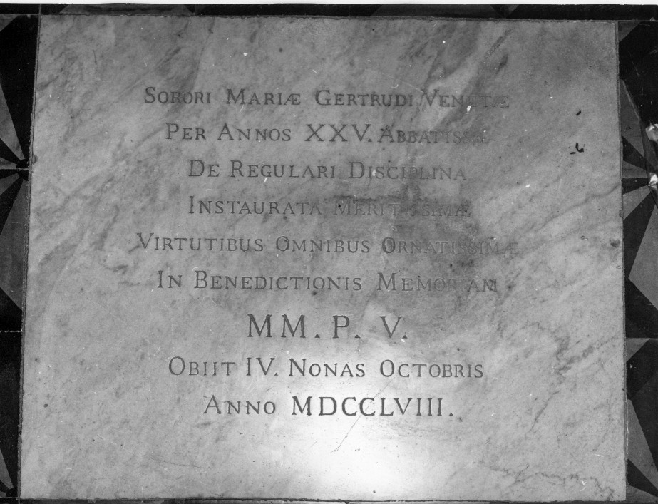 lapide, elemento d'insieme - bottega veneta (sec. XVIII)