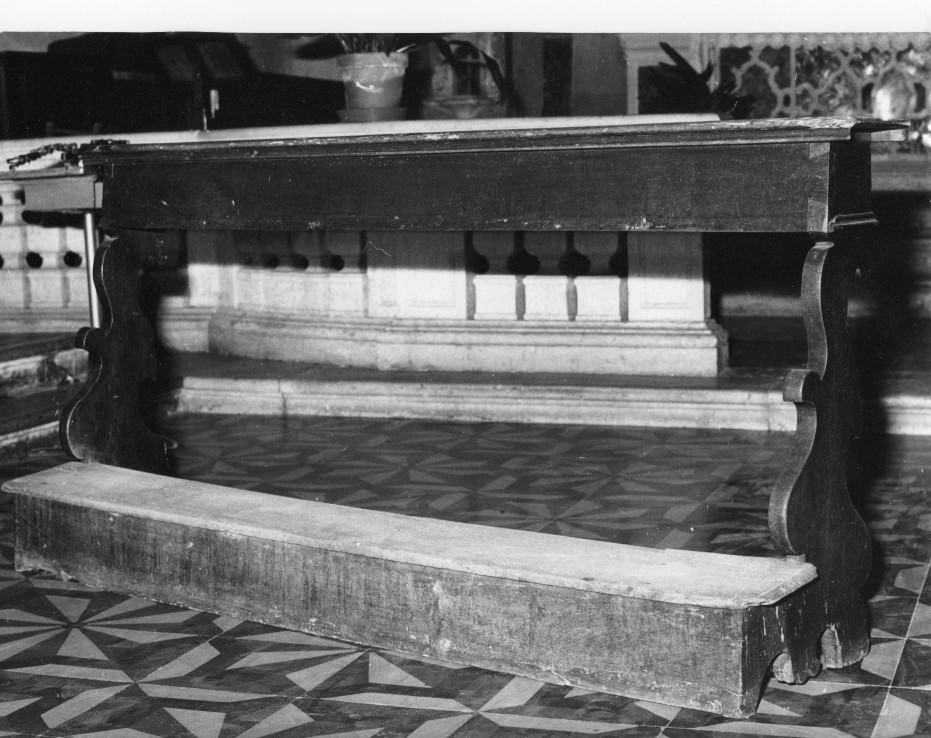 inginocchiatoio, opera isolata - bottega veneta (sec. XVII)