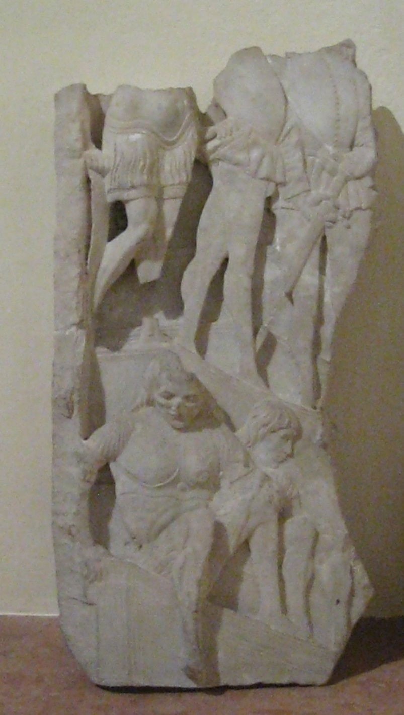 Frammento di bassorilievo con figure di armati (formella, frammento) - bottega lombarda (sec. XV)