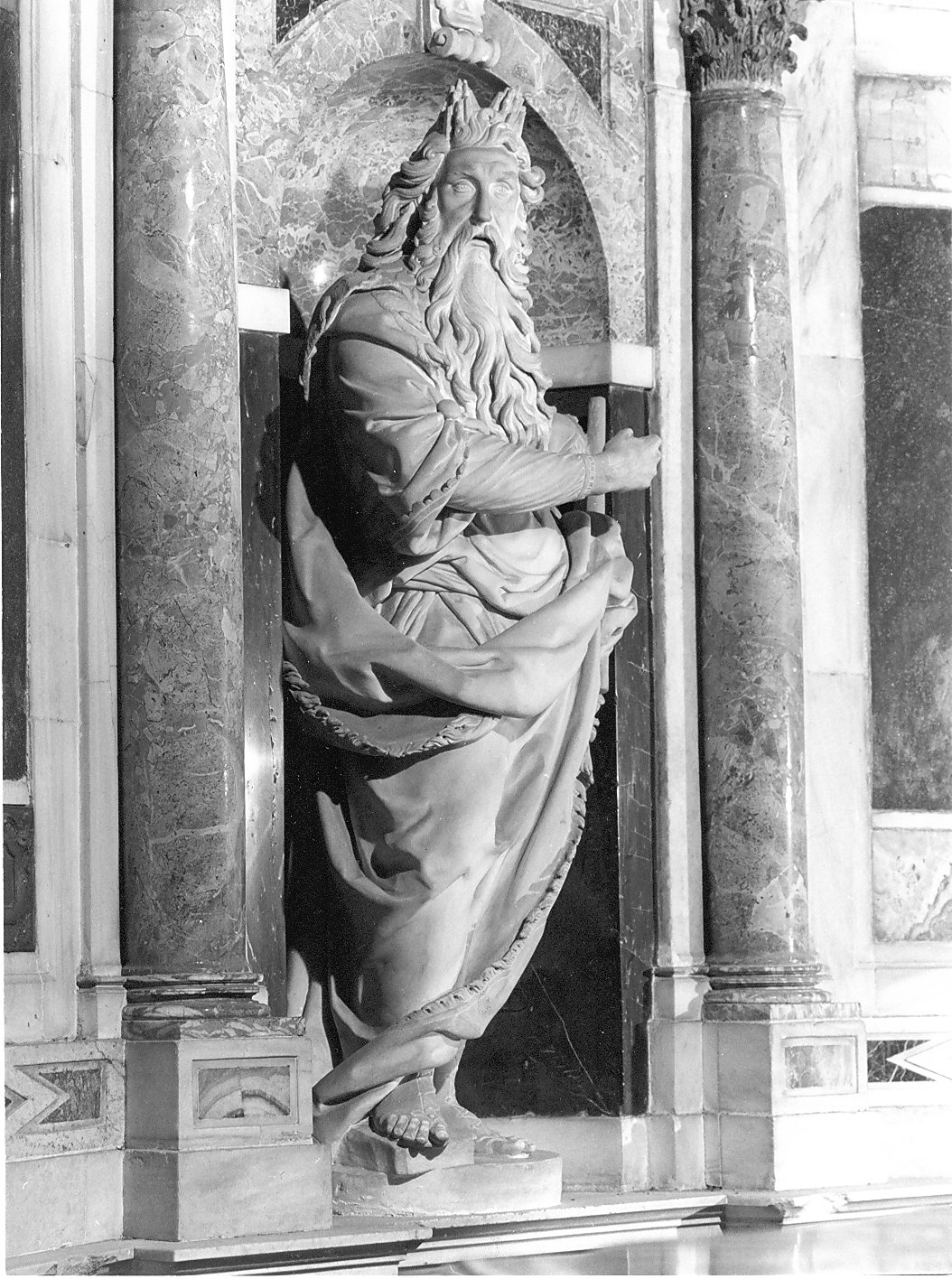 Mosè (statua, opera isolata) di Orsolino Tommaso (attribuito) (sec. XVII)