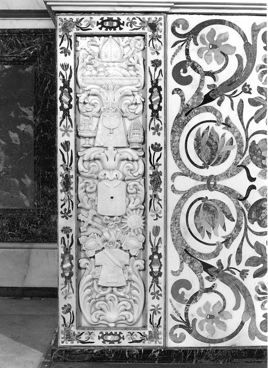 cornice, elemento d'insieme di Sacchi Giovan Battista (attribuito) (sec. XVII)