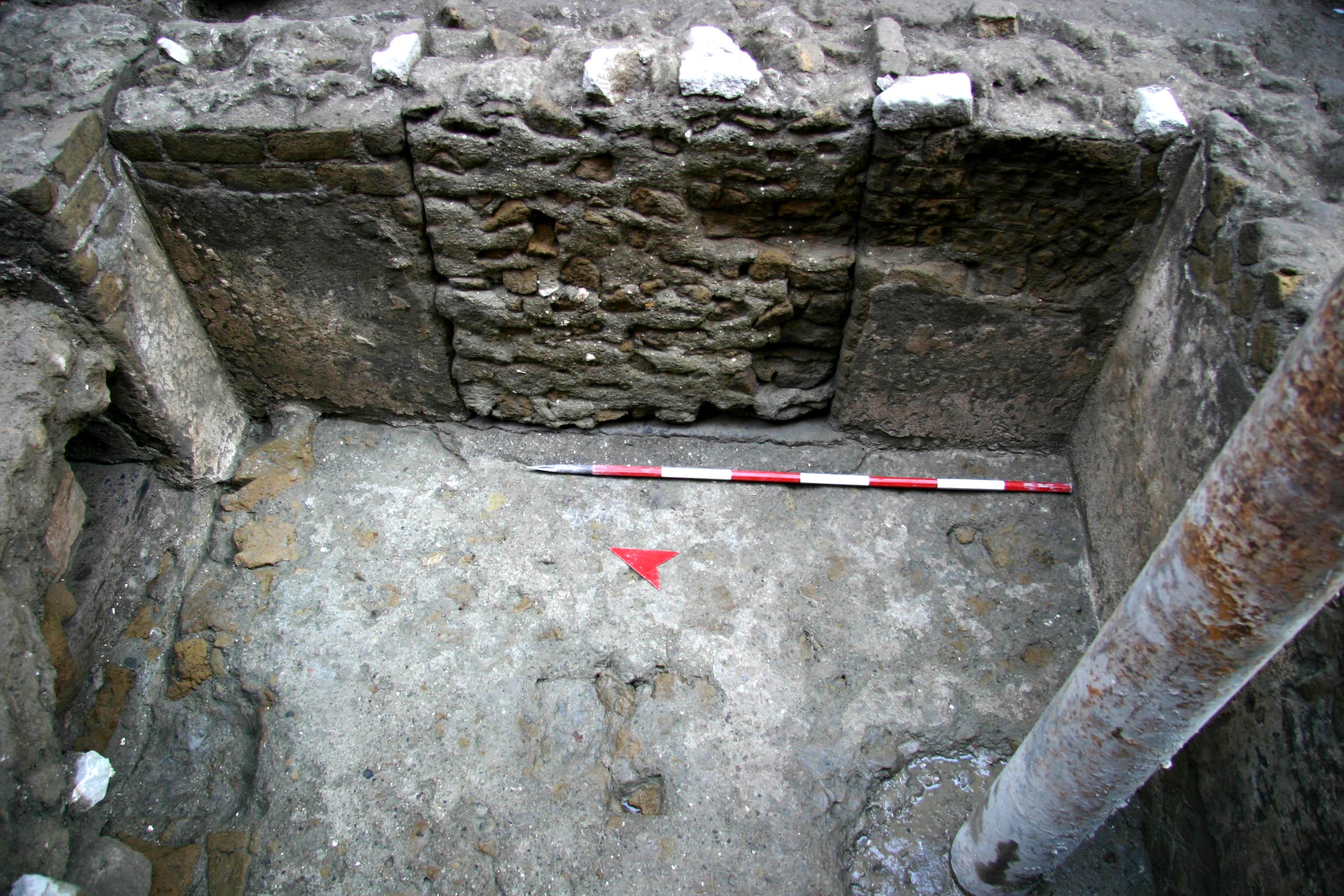 impianto termale, infrastruttura di servizio - Napoli (NA)  (I a.C.-V d.C)