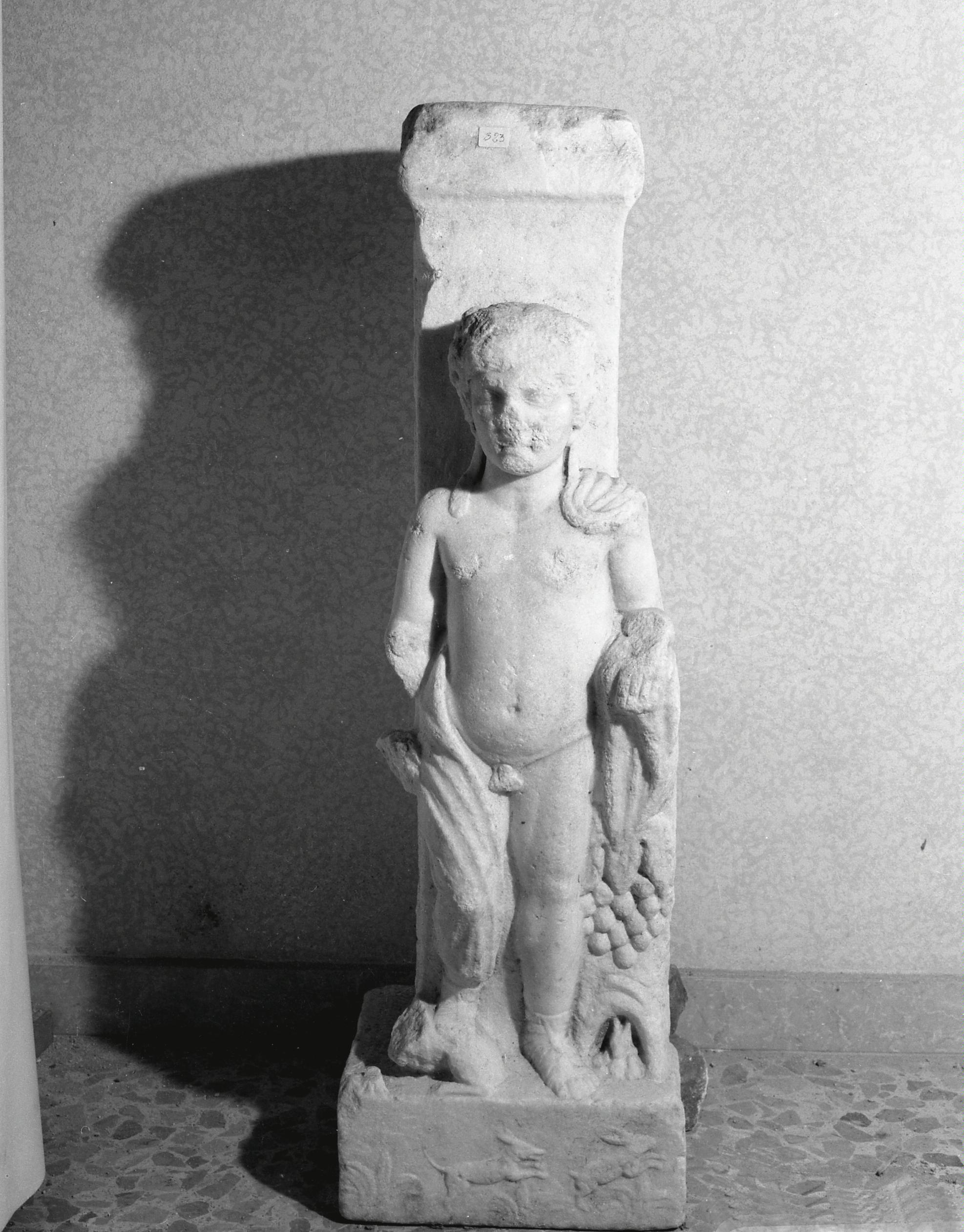 PILASTRINO, con altorilievo di Bacco (sec. II d.C)