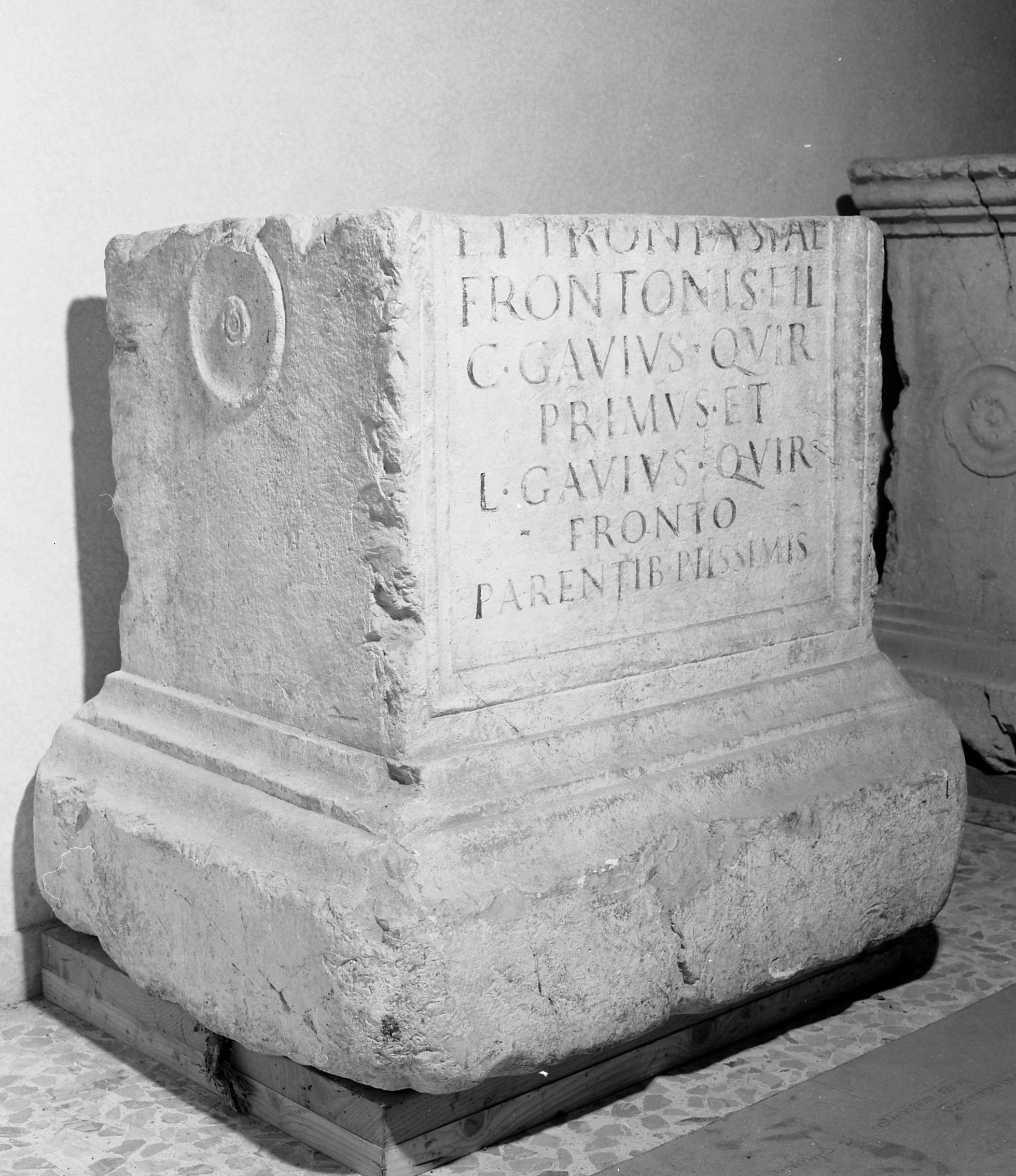 cippo, funerario (secc. I/II d.C)