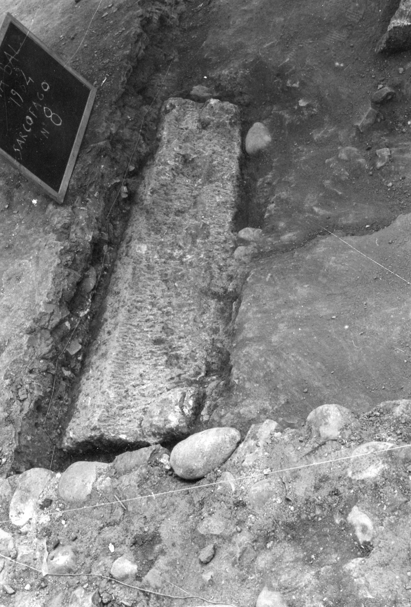 Basilica paleocristiana di CAPO DON, Sarcofago 8 (tomba a cassone, strutture per il culto) - Riva Ligure (IM)  (Eta' tardoantica)