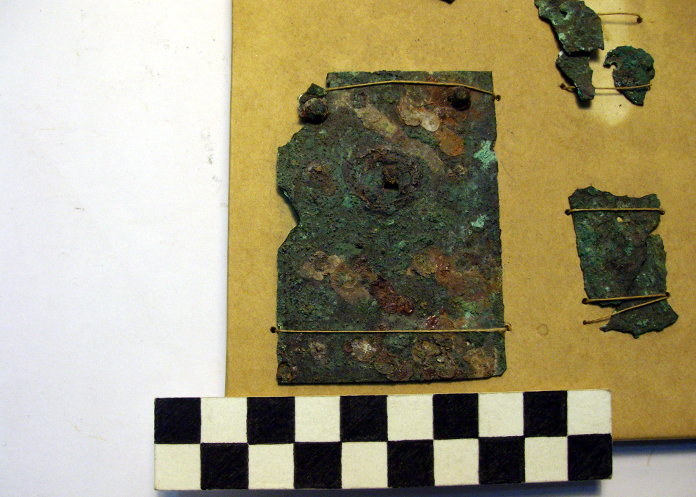 cinturone, a placche (metà/ fine IV-III sec. a.C)