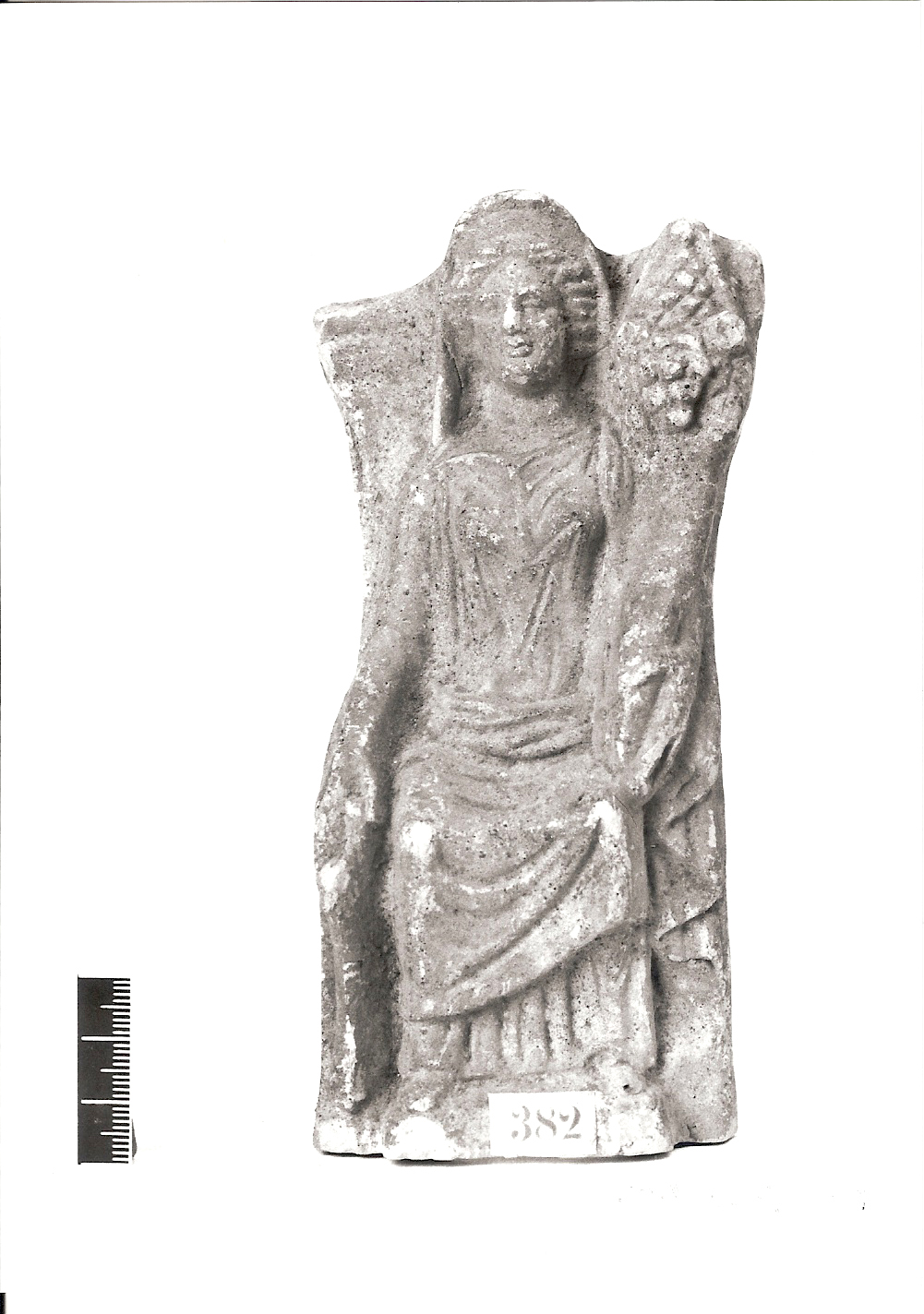 statuetta, votiva /femminile, seduta (I-II sec. d. C)