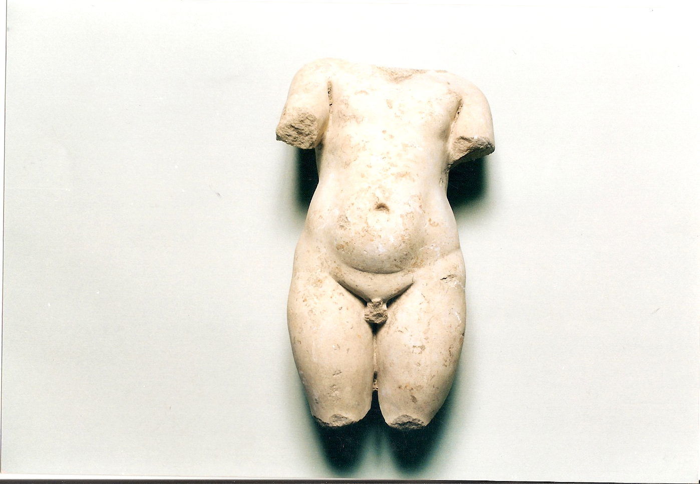 statuetta, femminile (I-II sec. d. C)