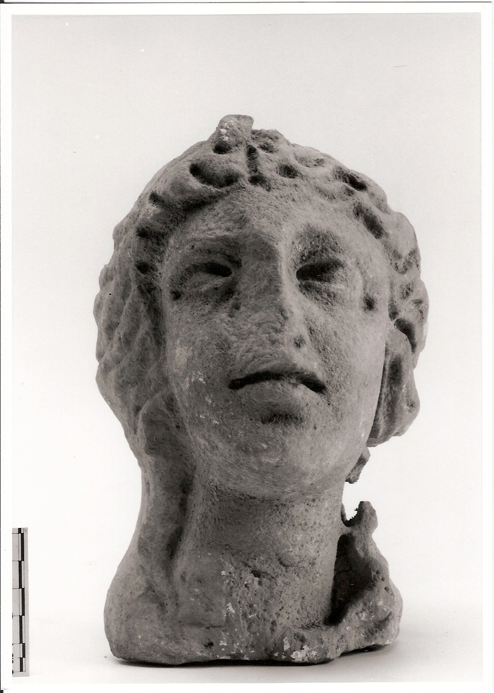 testa, femminile (II a.C)