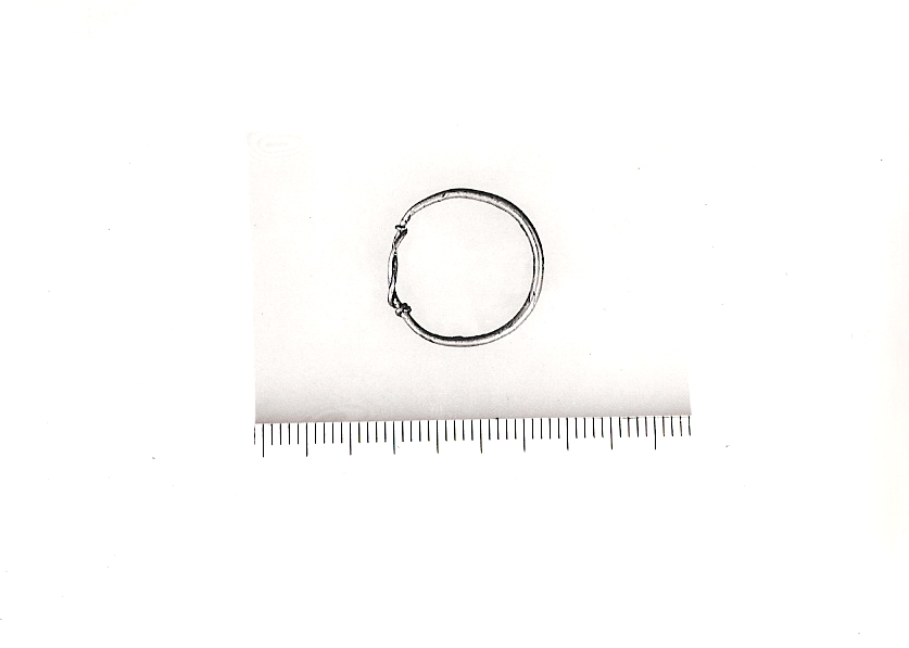 anello, a capi intrecciati (I-II sec. d. C)