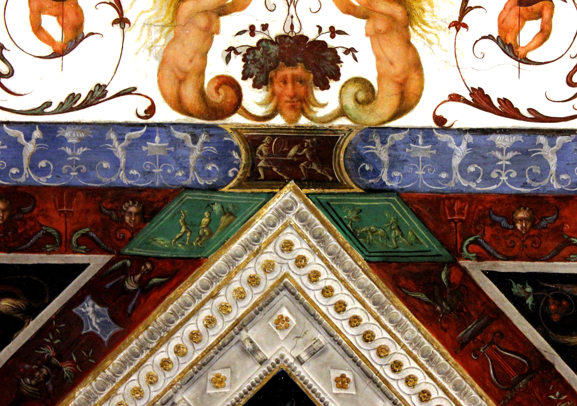 coppia di guerrieri in combattimento, due figure (decorazione pittorica) di Leonbruno Lorenzo (e aiuti) (sec. XVI)