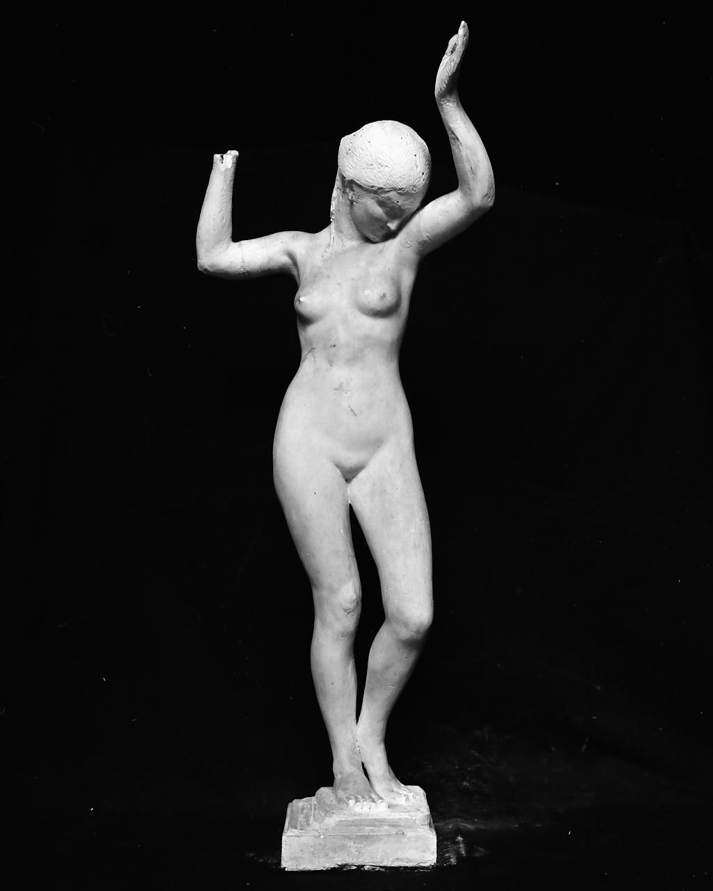 Il ritmo della vita, Figura femminile (scultura, elemento d'insieme) di Griselli Italo Orlando (sec. XX)