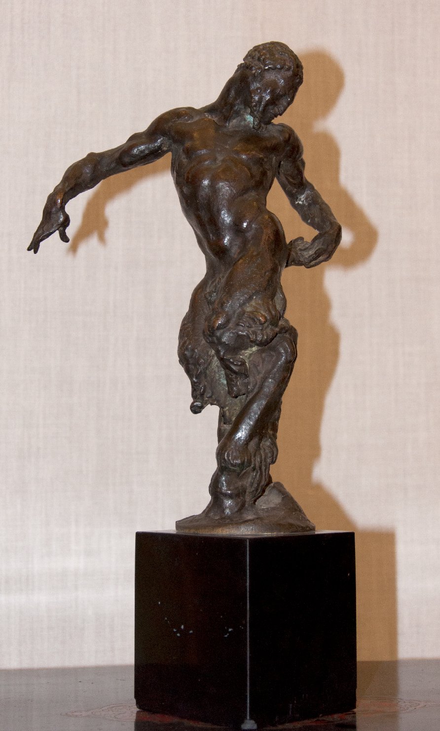 Fauno (scultura) di Orsolini Gaetano (primo quarto sec. XX)