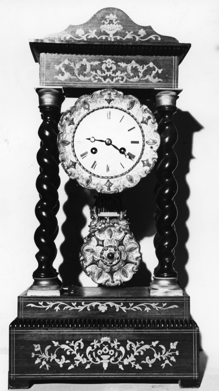 motivi decorativi floreali (orologio - da mensola, opera isolata) - manifattura francese (terzo quarto sec. XIX)