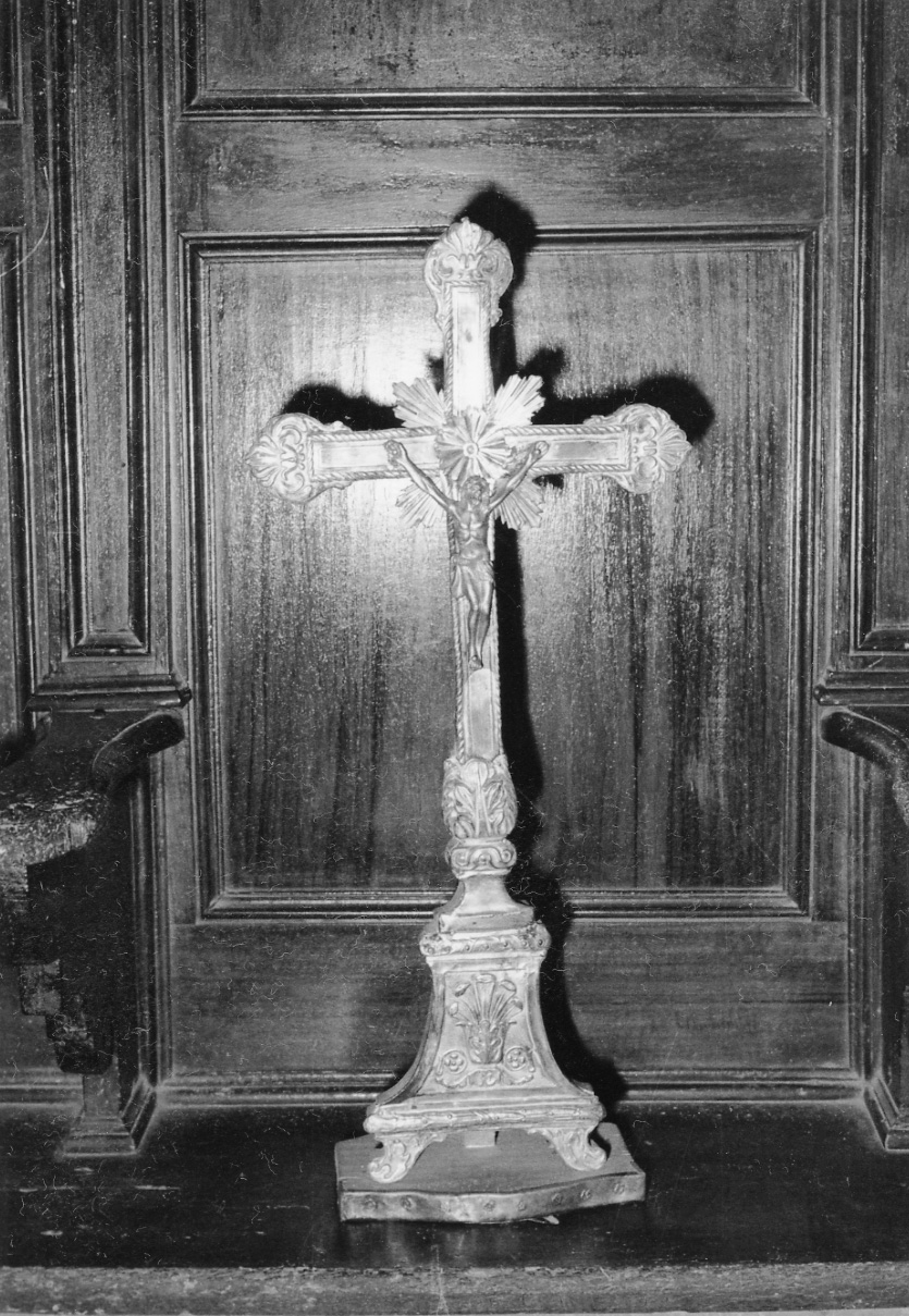 Cristo crocifisso (croce d'altare) - ambito locale (sec. XVIII)