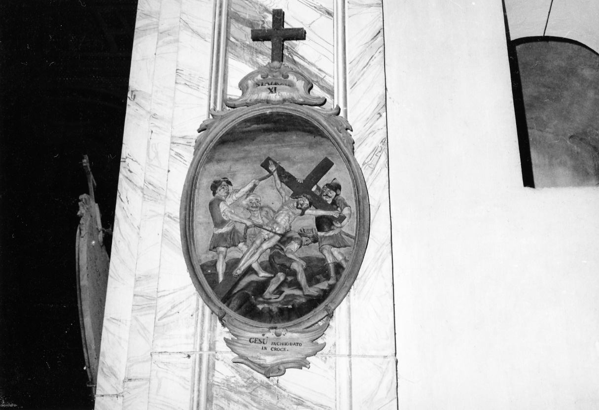 stazione XI: Gesù inchiodato alla croce (dipinto, elemento d'insieme) di Serpentiere Pietro Antonio (attribuito) (sec. XVIII)