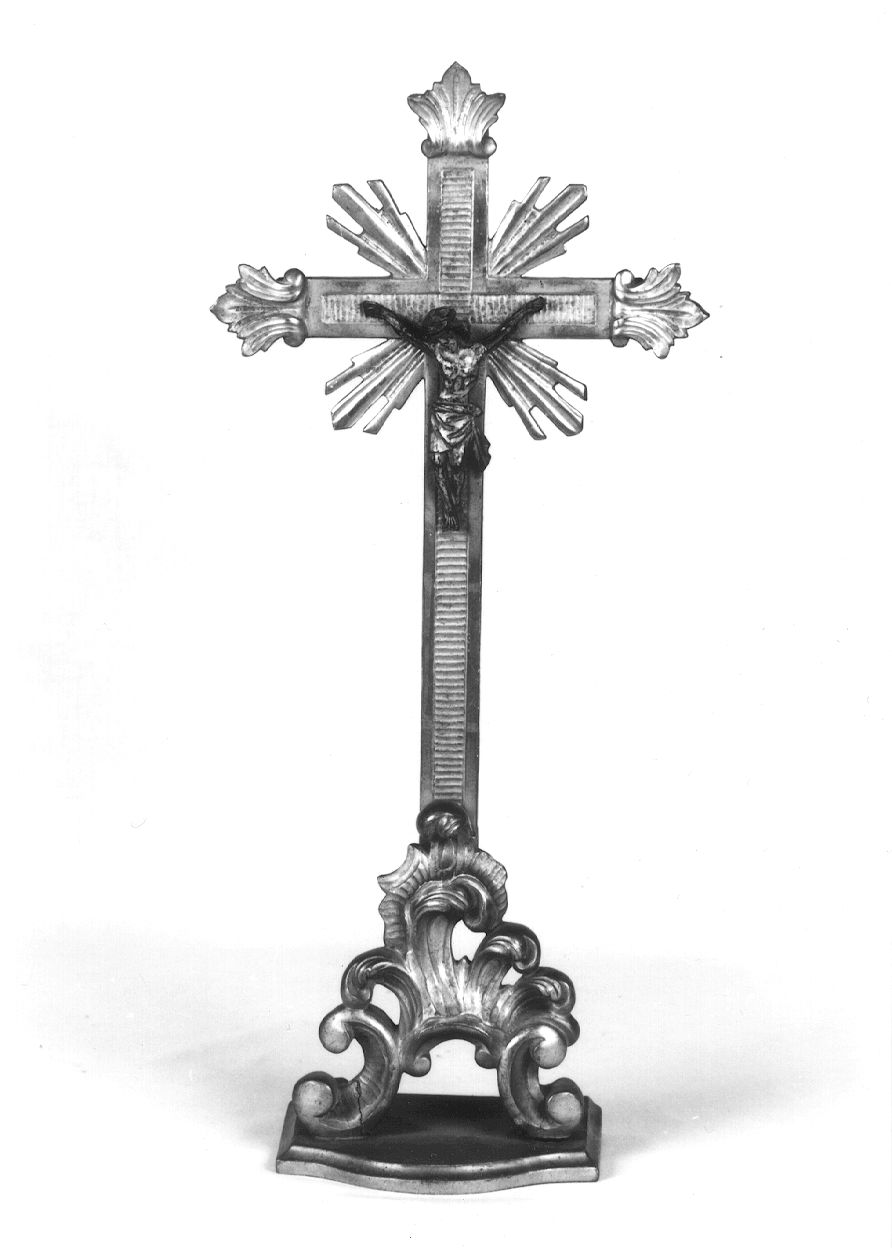 croce d'altare, opera isolata - bottega piemontese (metà sec. XVIII)