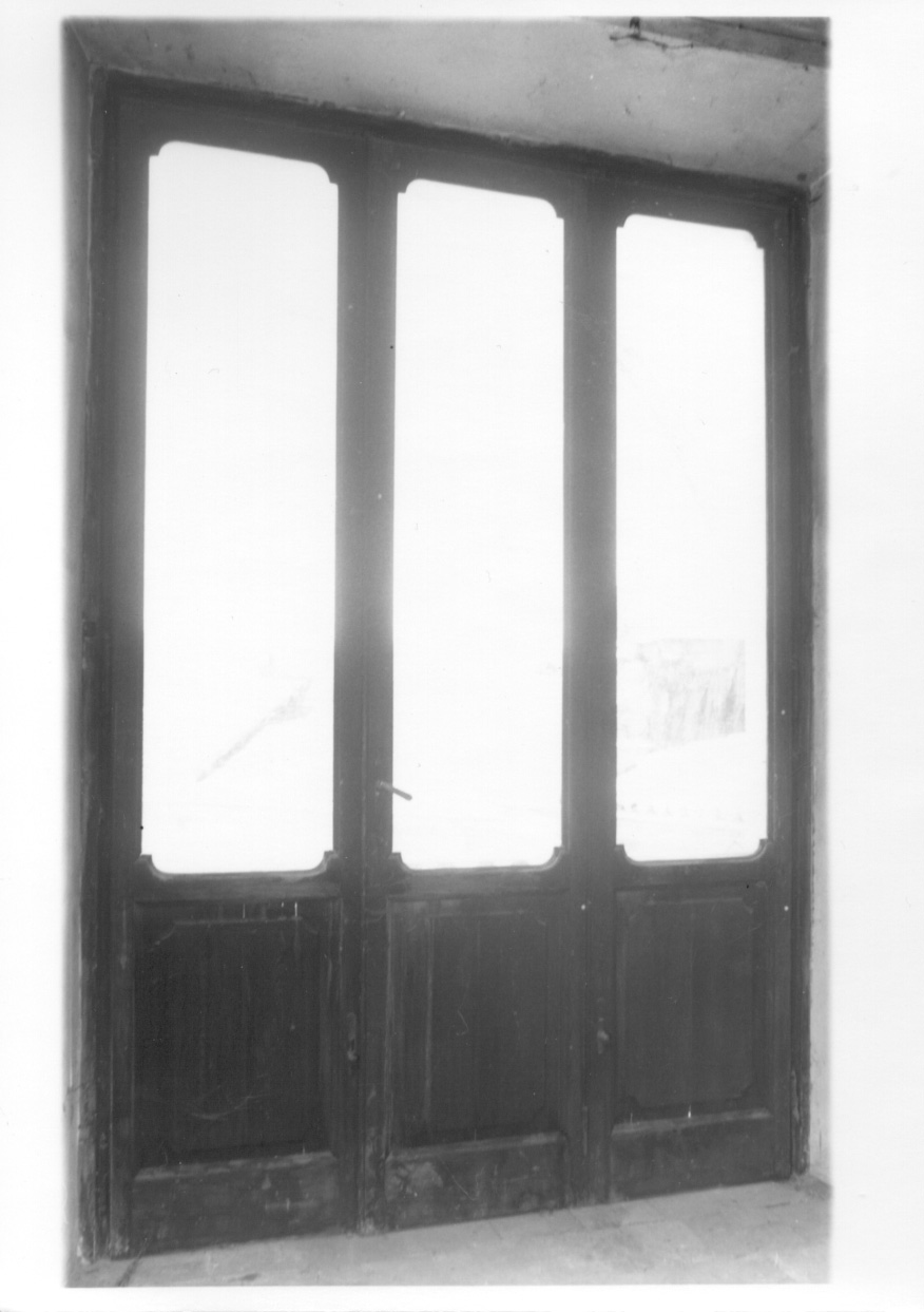 porta finestra, opera isolata - bottega piemontese (prima metà sec. XX)