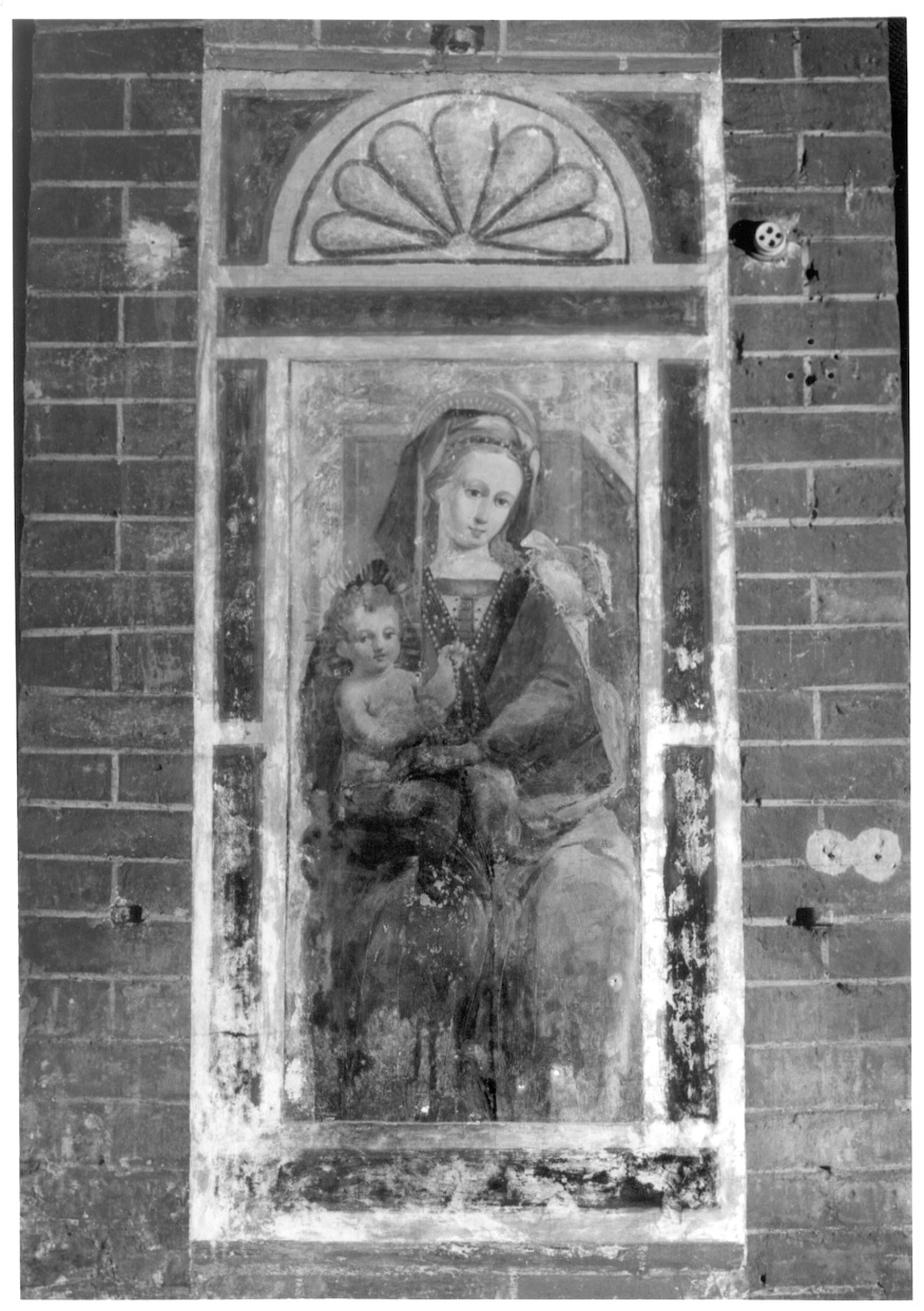 Madonna del Rosario (dipinto murale, opera isolata) - ambito lombardo (prima metà sec. XVI)