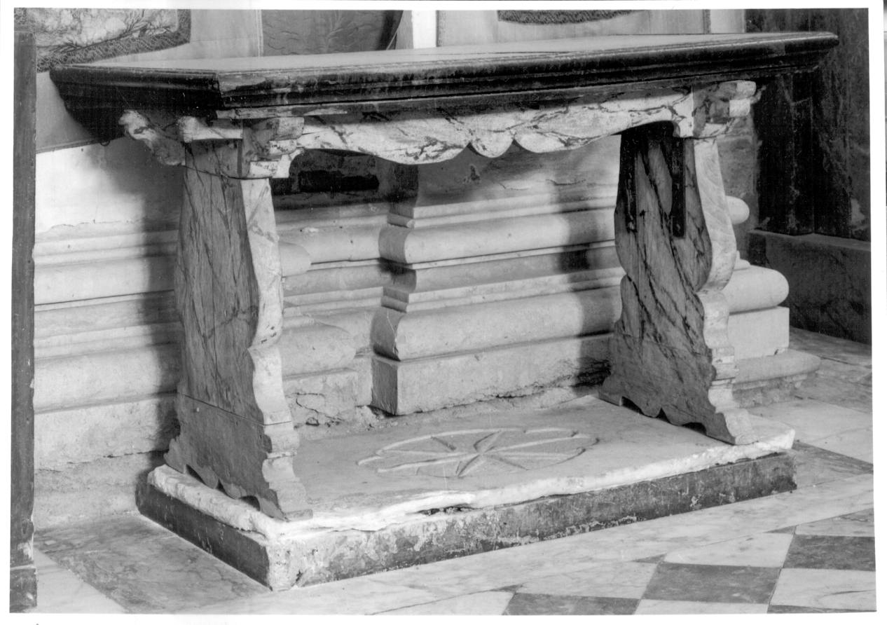 monumento funebre, frammento - ambito romano (terzo quarto sec. XVI)