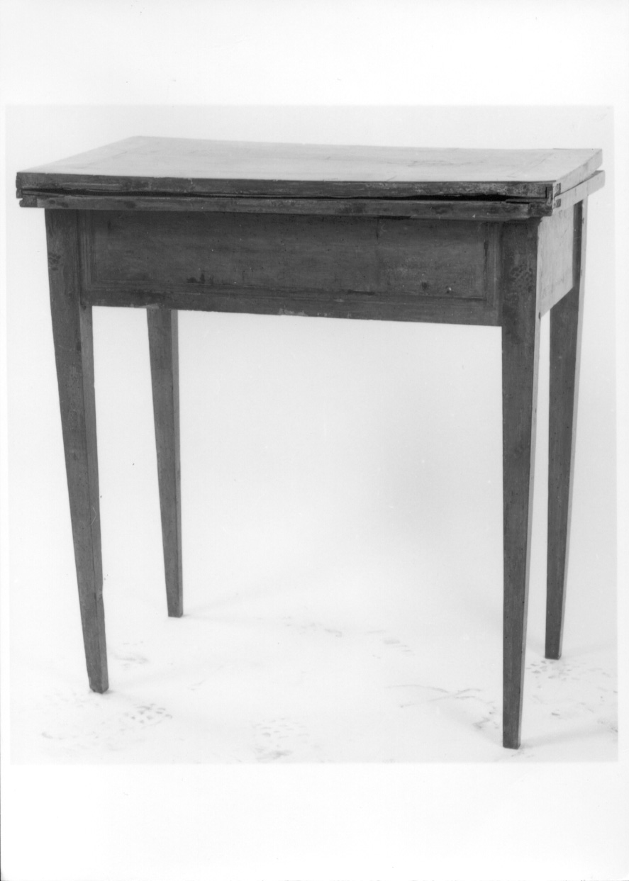 tavolino da gioco, opera isolata - bottega piemontese (seconda metà sec. XIX)