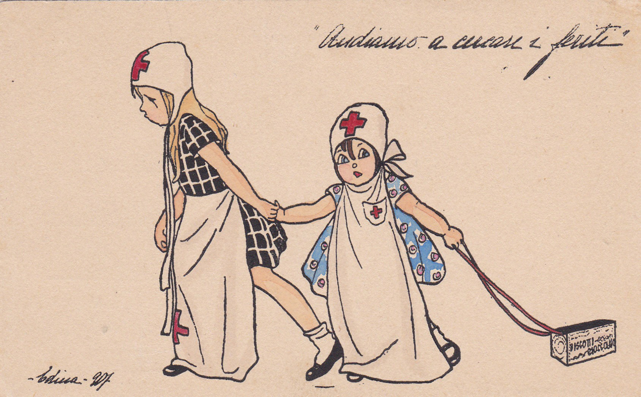 bambine incedenti vestite da crocerossine (stampa) di Altara Edina - ambito italiano (primo quarto sec. XX)